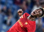 AS Roma’s British forward Tammy Abraham celebrates after Roma’s French midfielder Jordan Veretout (unseen) scored (Photo by Alberto PIZZOLI / AFP) (Photo by ALBERTO PIZZOLI/AFP via Getty Images)