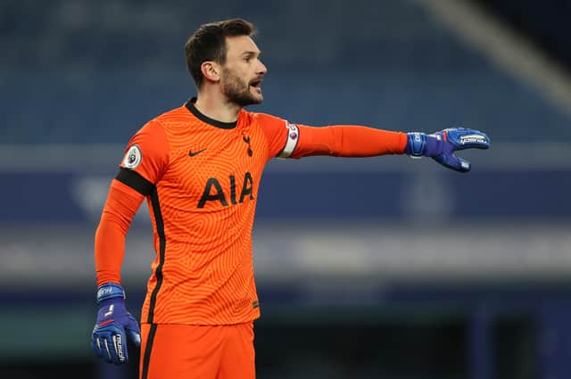 Goalkeeper Hugo Lloris of Tottenham Hotspur during the Premier League match between Everton (Photo by Clive Brunskill/Getty Images)