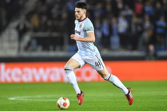  Declan Rice of West Ham United runs with the ball during the UEFA Europa League  (Photo by Frederic Scheidemann/Getty Images)