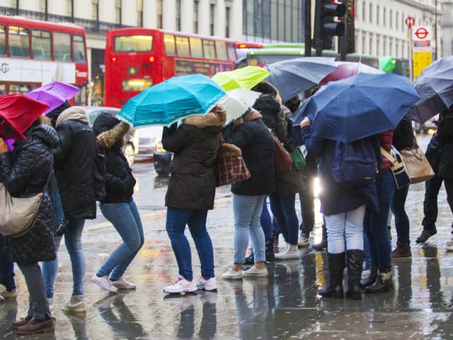 Strong winds are set to batter the capital this weekend 