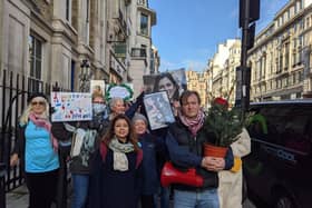 Tulip Siddiq MP and Richard Ratcliffe protesting to free Nazanin Zaghari-Ratcliffe. Credit: Lynn Rusk