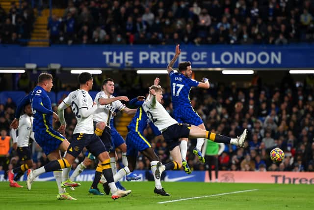 Jarrad Braithwaite of Everton scores their side's first goal during the Premier League match  (Photo by Mike Hewitt/Getty Images)