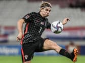 Arsenal could beat Chelsea and Leeds United to key transfer target. 