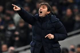 Tottenham Hotspur's Italian head coach Antonio Conte shouts instructions to his players from the touchline (Photo by BEN STANSALL/AFP via Getty Images)