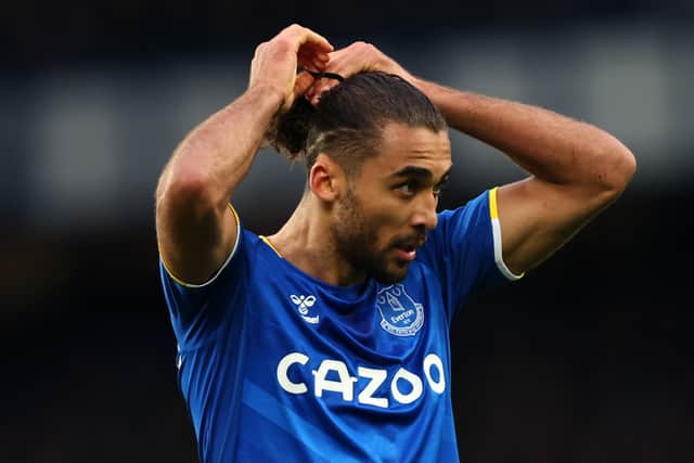 Arsenal have steered away from the possibility of signing Everton's Dominic Calvert-Lewin this summer. The Gunners are desperate to bring in a forward but are exploring other options. (Football Insider)