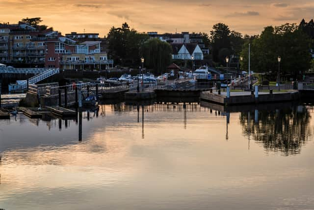 Teddington Lock on the river Thames (Marina Marr - Adobe stock)