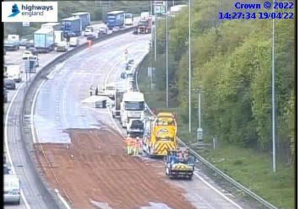 A cooking oil spillage on the northern part of the M25 motorway has caused huge queues for nearly 24 hours.