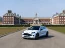 Aston Martin DBX 707