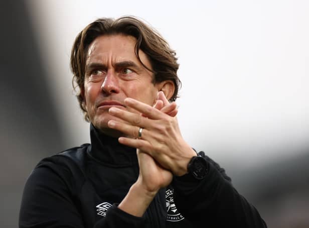 <p>Thomas Frank, Manager of Brentford applauds the fans after their sides draw during the Premier League  (Photo by Ryan Pierse/Getty Images)</p>