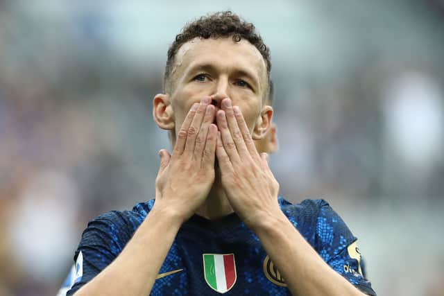  Ivan Perisic of FC Internazionale celebrates after scoring their sides first goal during the Serie A (Photo by Marco Luzzani/Getty Images)