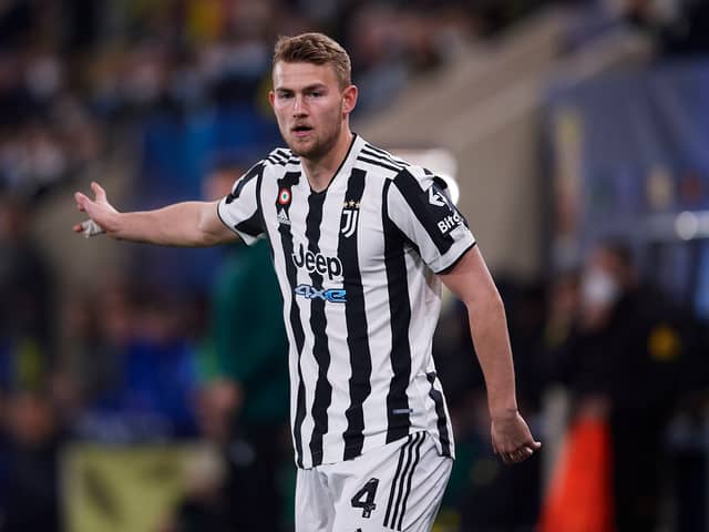 Matthijs de Ligt of Juventus looks on  during the UEFA Champions League Round Of Sixteen  (Photo by Aitor Alcalde/Getty Images)