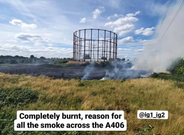 <p>Dozens of firefighters battled a blaze at a patch of grassland in East Ham, as smoke was seen engulfing traffic. Photo: IG1IG2</p>