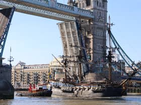 The Götheborg passing under Tower Bridge. Credit: Kei Kunimatsu