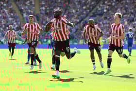 Josh Dasilva of Brentford celebrates scoring the 2nd goal with team mates
