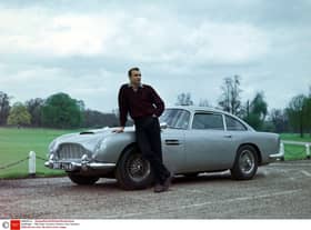 Sean Connery Goldfinger - 1964 Director: Guy Hamilton Danjaq/EON/UA BRITAIN Scene Still James Bond Action/Adventure. Photo by Photo by Danjaq/Eon/Ua/Kobal/Shutterstock