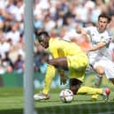  Brenden Aaronson of Leeds United beats Edouard Mendy of Chelsea to score their side’s first goal (Photo by Catherine Ivill/Getty Images)
