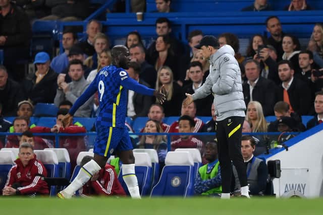 Romelu Lukaku embraces Thomas Tuchel, Manager of Chelsea after they are substituted (Photo by Justin Setterfield/Getty Images)