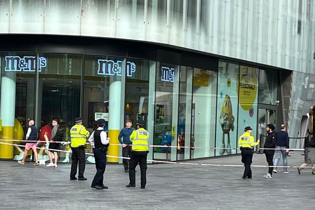 The cordon is expected to be in place all day today. Photo: LondonWorld