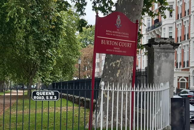 New street signs for Queen’s Road, in Kensington and Chelsea. Photo: RBKC