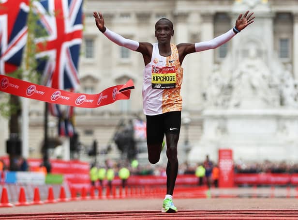<p>Eliud Kipchoge set the London Marathon race record in 2019</p>