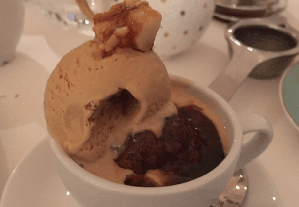 Stuck what to drink while frequenting Scoff & Banter Tea Rooms? “Hot drinks are unlimited and we could change options at any time“ one review confirms