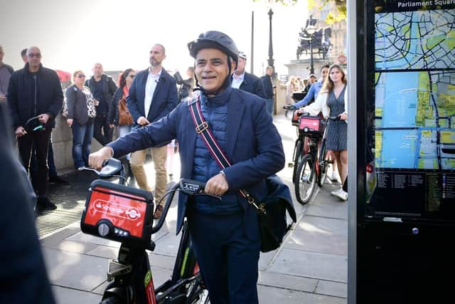 Sadiq Khan tries one of the new bikes. Credit: City Hall