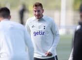 Tottenham Hotspur's Swedish midfielder Dejan Kulusevski (C) takes part in a team training session at Tottenham Hotspur Football Club  (Photo by ADRIAN DENNIS/AFP via Getty Images)