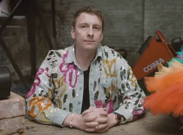 Joe Lycett has donated £10,000 to LQBTQ+ charities (Photo: Joe Lycett / Twitter)