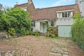 This grade II listed cottage/barn conversion is now on the market with Silverman Black