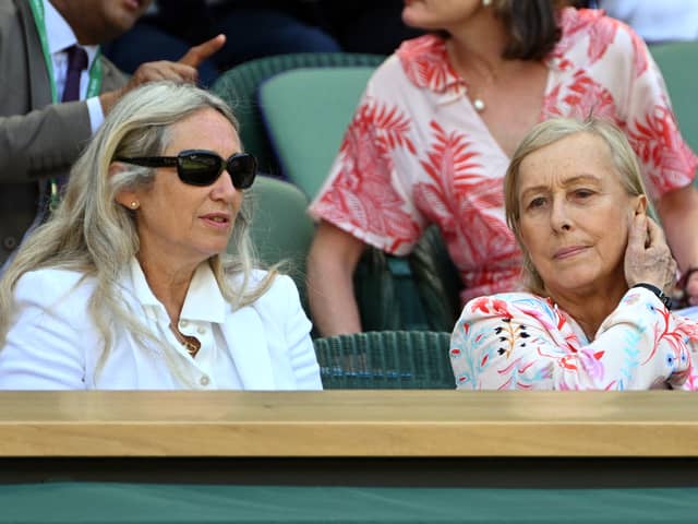 Czech’s former tennis player Martina Navratilova (R) has received a double cancer diagnosis