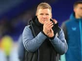 Newcastle United’s English head coach Eddie Howe applauds supporters on the pitch after the English Premier League football match (Photo by LINDSEY PARNABY/AFP via Getty Images)