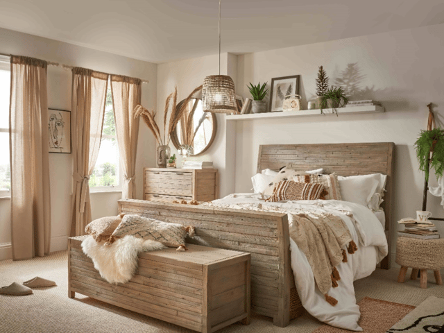 Interior design experts have explained what the latest trends are for 2023