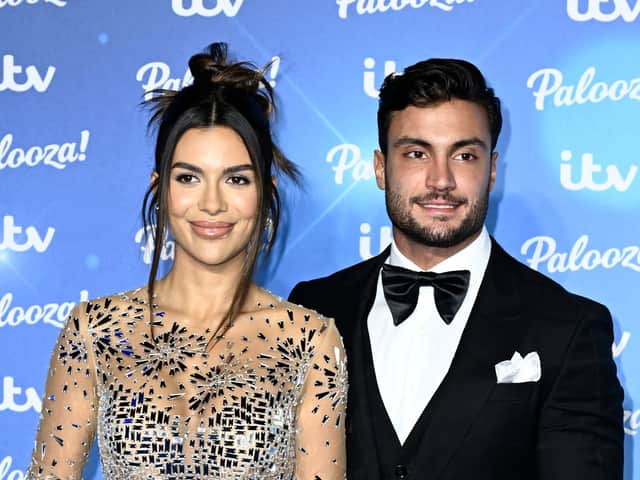 Ekin-Su was supported off the ice for the live show by her boyfriend Davide