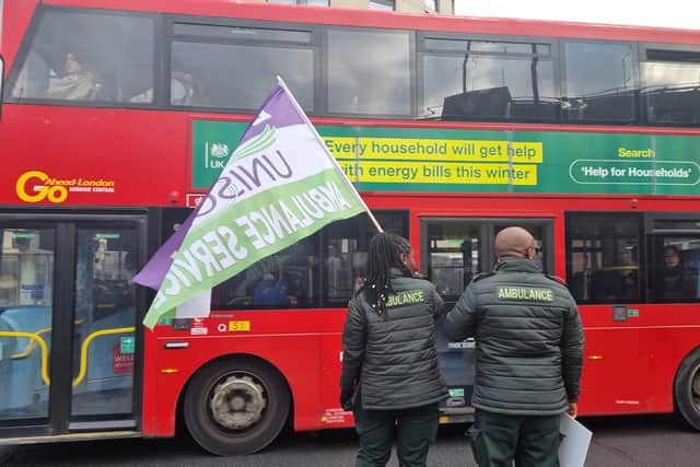 Striking paramedics received support from passing buses, taxis, vans and other drivers. Photo: LondonWorld
