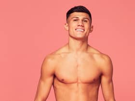 love_island_sr9_11.jpg