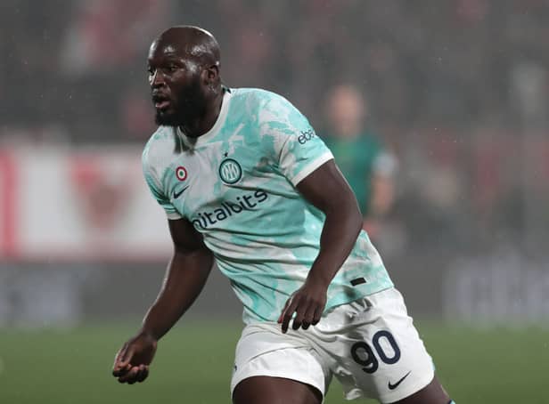 <p> Romelu Lukaku of FC Internazionale looks on during the Serie A match between AC Monza and FC Internazionale (Photo by Emilio Andreoli/Getty Images)</p>