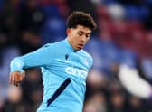  Chris Richards of Crystal Palace warms up prior to the Premier League match between Crystal Palace and Manchester United (Photo by Justin Setterfield/Getty Images)