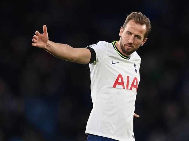 Harry Kane of Tottenham gestures during the Premier League match between Leicester City and Tottenham Hotspur  (Photo by Michael Regan/Getty Images)