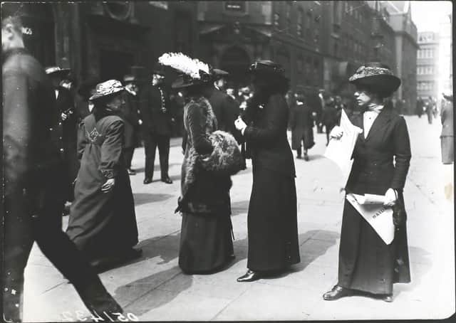 Suffragette raid scenes at Bow Street, 2nd May, 1913, Princess Duleep Singh (Sophia Duleep Singh) talking to sister suffragettes. (Photo by Hulton Archive/Getty Images)