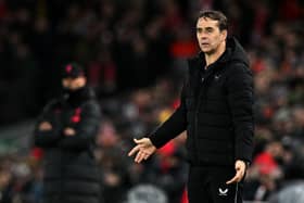  German manager Jurgen Klopp (L) and Wolverhampton Wanderers' Spanish head coach Julen Lopetegui  (Photo by PAUL ELLIS/AFP via Getty Images)