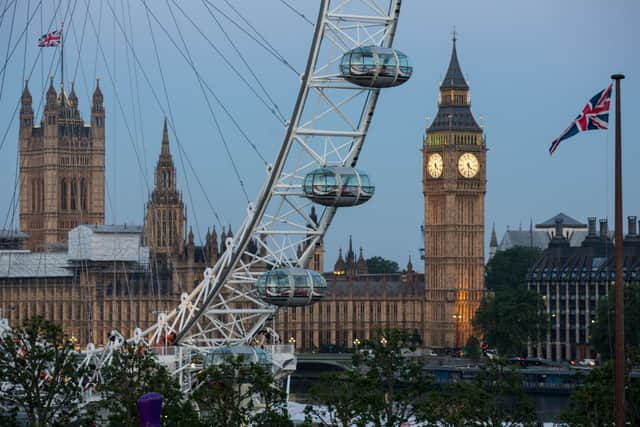 Here are the famous London landmarks runners will pass during this year’s race through the capital