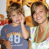 Jade Goody and her sons Bobby Jack (L) and Freddie arrive at the UK Gala Screening of "Garfield 2: A Tail Of Two Kitties" at Vue West End, Leicester Square on July 16, 2006 in London, England.  (Photo by Claire Greenway/Getty Images)