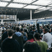 Easter travel chaos: Thousands queue for ‘hours’ as passengers ‘jump’ London station barriers