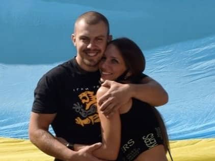 Roman Kashpur (left) with his wife Yulia (left). Credit: Roman Kashpur