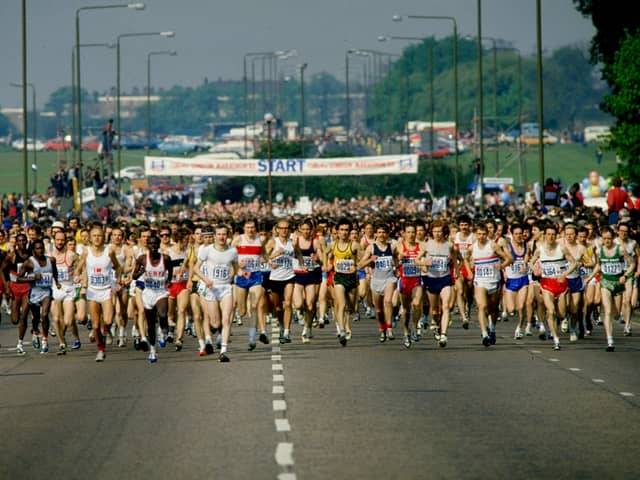 The starting line-up of the 1982 London Marathon.