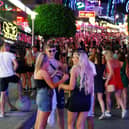 Brits on all-inclusive holidays in Spain face a cap on alcohol consumption (Photo: Getty Images)