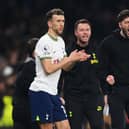Ryan Mason, Interim Manager of Tottenham Hotspur, celebrates after Son Heung-Min (Photo by Shaun Botterill/Getty Images)