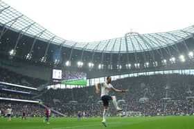 Harry Kane celebrates his goal against Crystal Palace. (Photo by Warren Little/Getty Images)