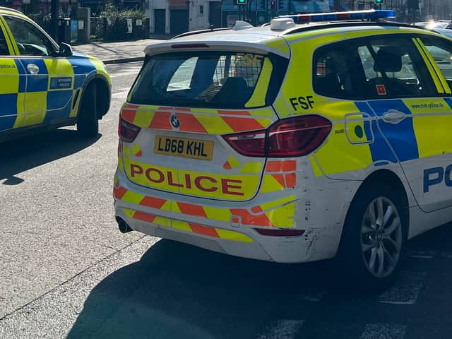A Met Police car.