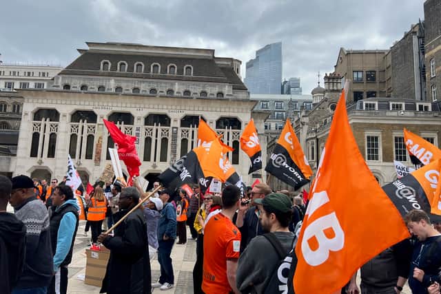 GMB members gathered at the Guildhall in the City of London. (Photo by André Langlois)